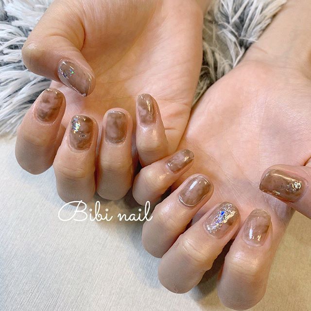 Brown Silver 定額 5900 メタリックジェルで囲みライン追加 ご予約お待ちしております 04 7407 0371 Nail Nailart Nails Gelnails ジェル ネイル ネイル ネイルアート ネイルデザイン Nailsalon 千葉 船橋 駅近 船橋ネイルサロン ビビネイル Bibinail トレンド